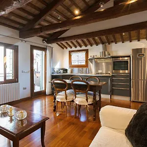 San Marco Luxury Loft With Terrace , Venice Italy